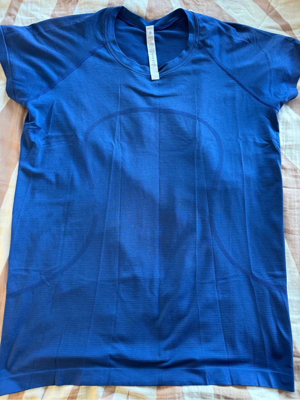 Lululemon Swiftly 2.0 short sleeve top